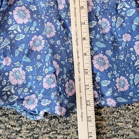 J Crew Pink and Blue Stretch Floral Beach Shorts Size Small - Picture 11 of 14